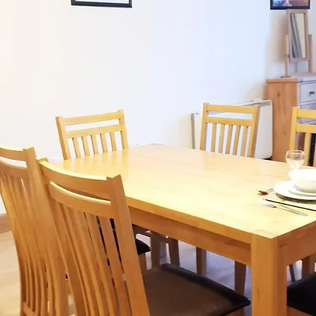 Churchlane Apartments, 골웨이